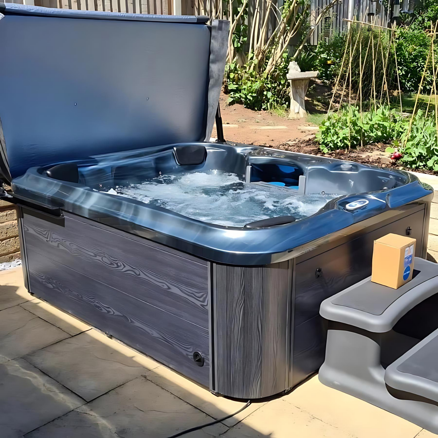 H20 Spa 2000 | Plug & Play 4 Person Hot Tub