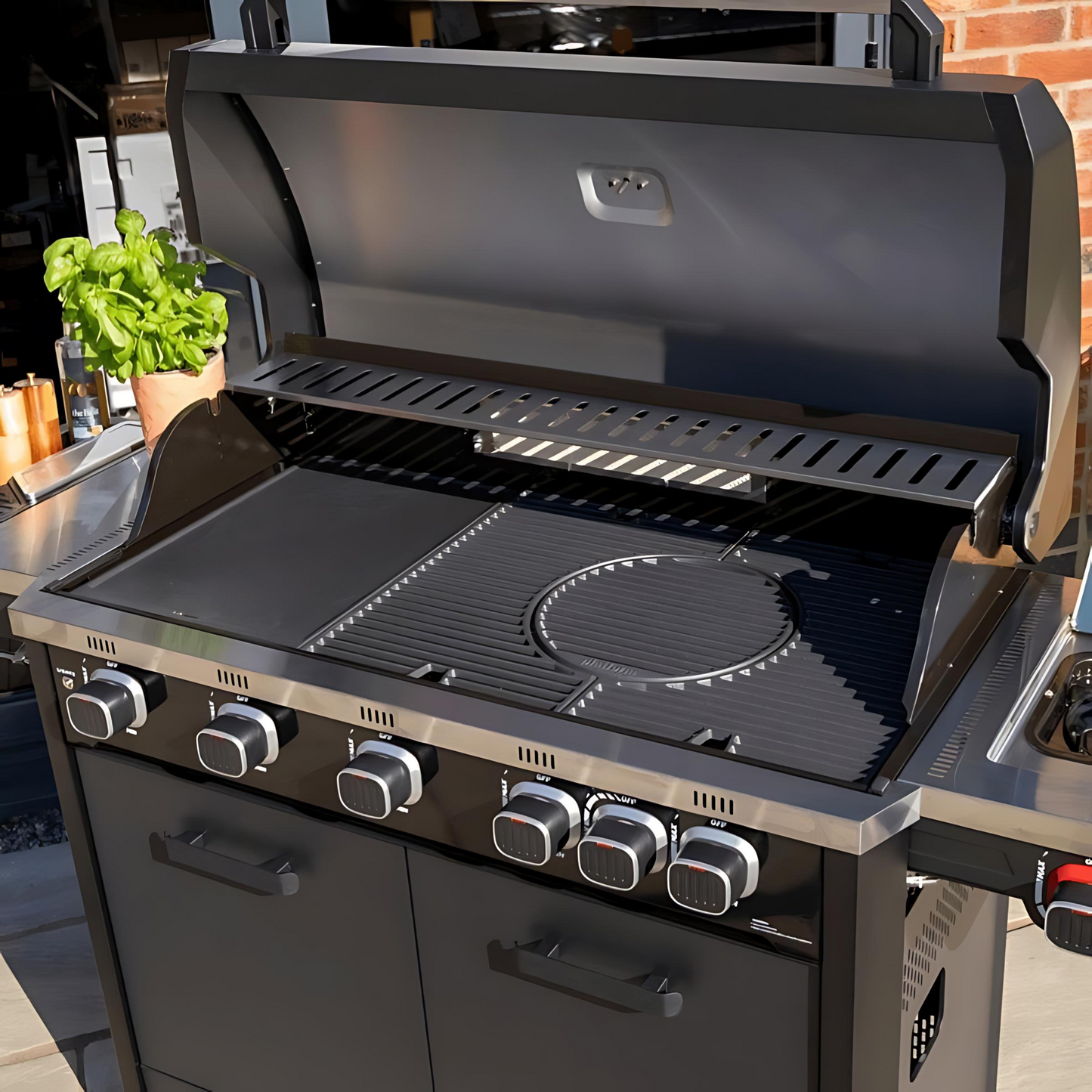 Norfolk Grills | 5 Burner | Cast Iron Gas BBQ